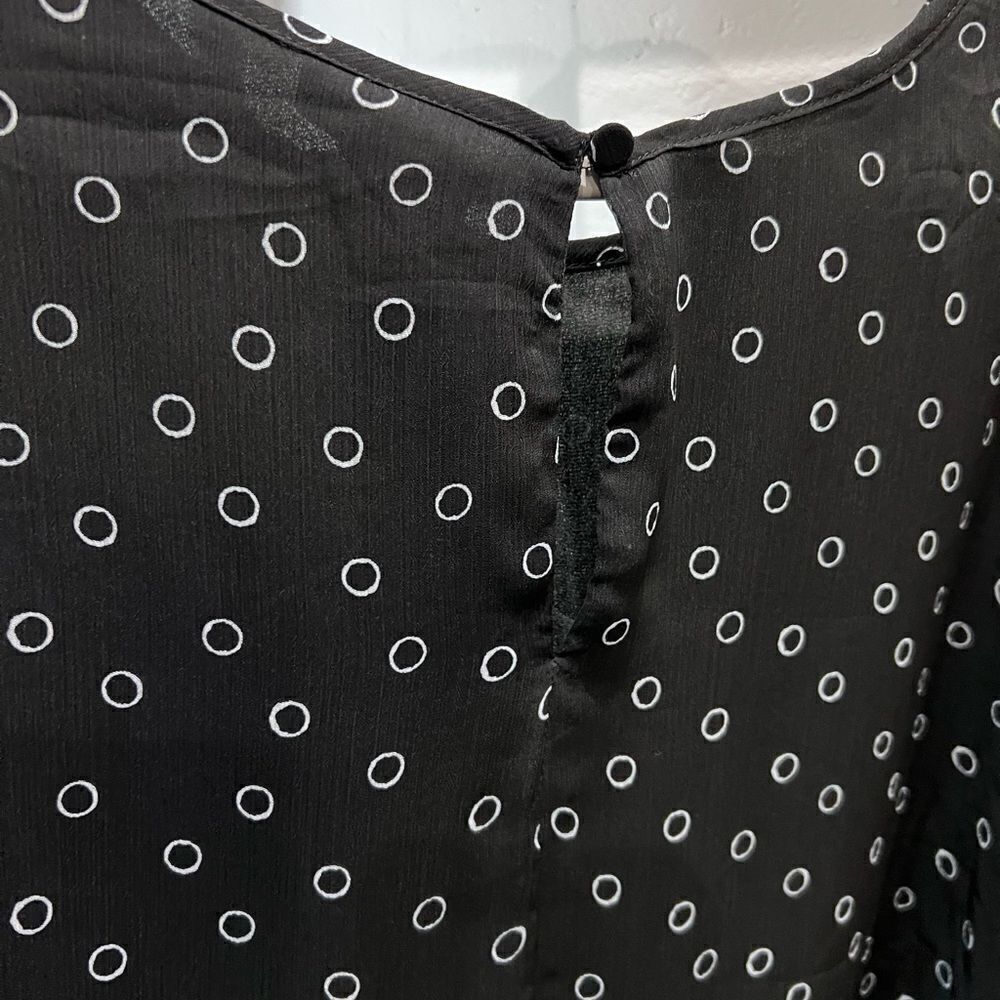Ava & Viv bell sleeve blouse sheer black size 3X - Picture 3 of 12